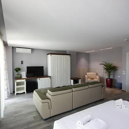 Hotel Wilson Kodermarlekaj