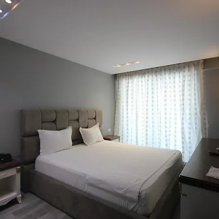 Отель Wilson 4*